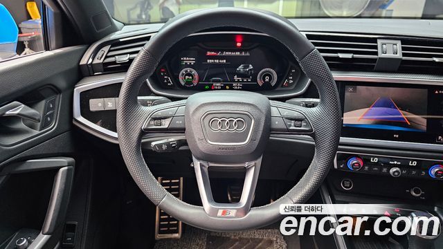 Audi Q3 (F3) 35 TDI Quattro Premium Sportback 2022 — фото 17