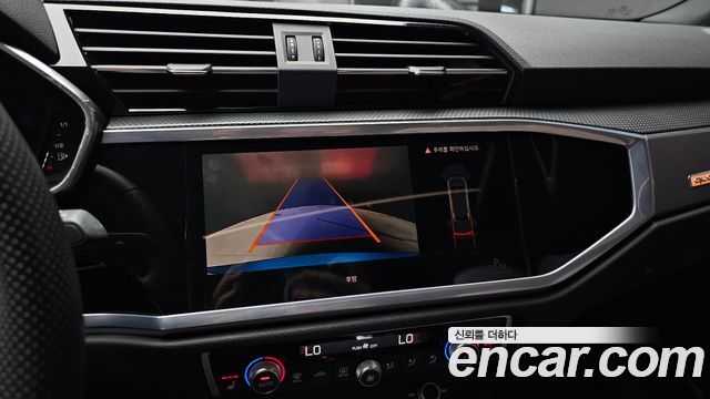 Audi Q3 (F3) 35 TDI Quattro Premium Sportback 2022 — фото 18