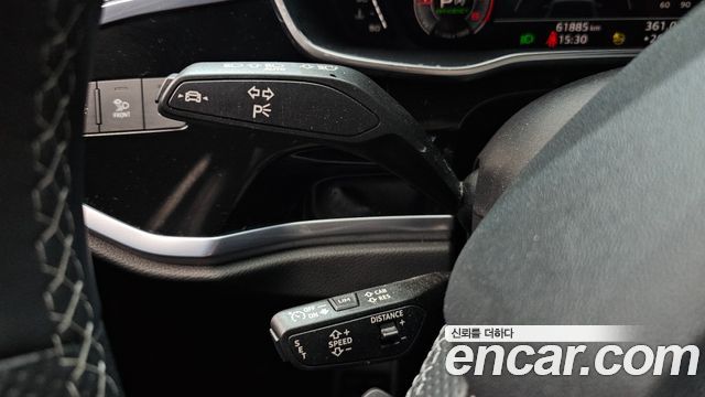 Audi Q3 (F3) 35 TDI Quattro Premium Sportback 2022 — фото 22