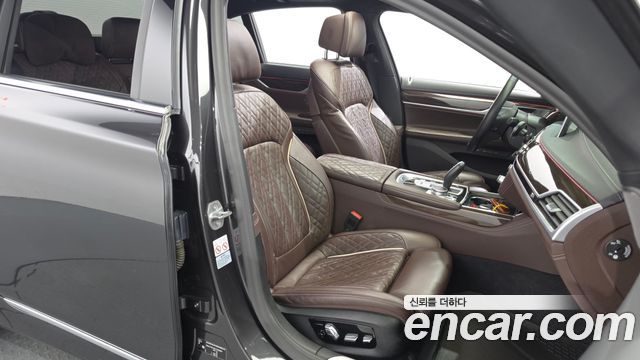 BMW 7 Series (G11) 745e iPerformance Design Pure Excellence 2020 — фото 26