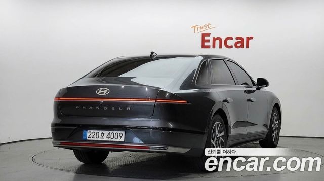 Hyundai Grandeur (GN7) 2,5 Gasoline 2WD Premium 2023 — фото 2