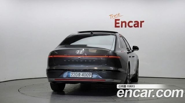 Hyundai Grandeur (GN7) 2,5 Gasoline 2WD Premium 2023 — фото 4