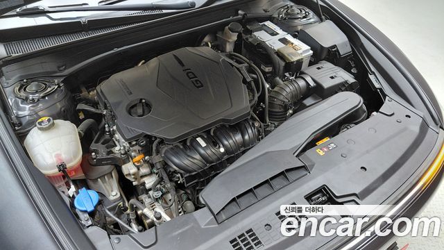 Hyundai Grandeur (GN7) 2,5 Gasoline 2WD Premium 2023 — фото 6