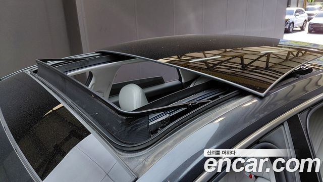 Hyundai Grandeur (GN7) 2,5 Gasoline 2WD Premium 2023 — фото 16