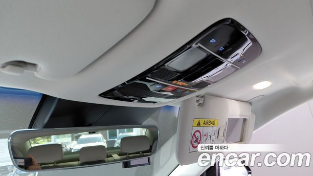 Hyundai Grandeur (GN7) 2,5 Gasoline 2WD Premium 2023 — фото 20