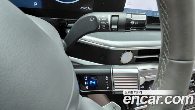 Hyundai Grandeur (GN7) 2,5 Gasoline 2WD Premium 2023 — фото 29