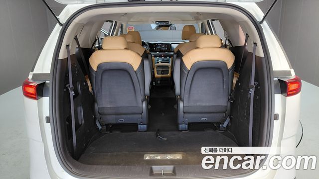 Kia Carnival (IV) Diesel 9-Seater Prestige 2021 — фото 16