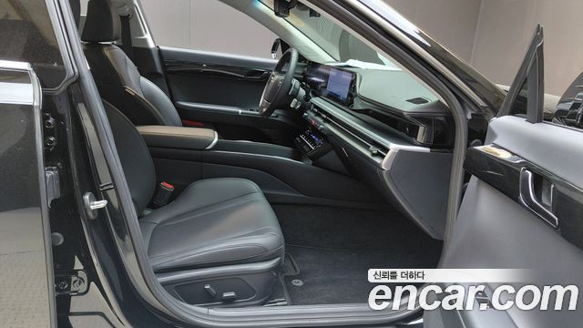 Hyundai Grandeur (GN7) 2,5 Gasoline 2WD Premium 2025 — фото 26