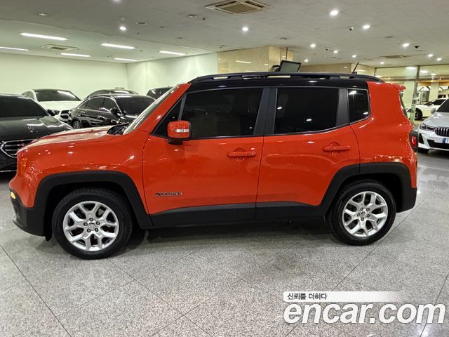 Jeep Renegade 2.4 Longitude 2016 — фото 3