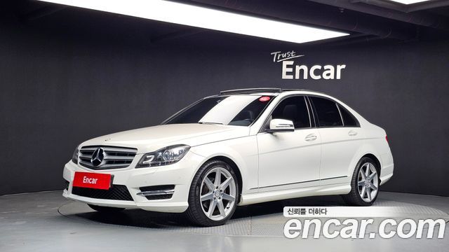 Mercedes-Benz C-Class (W204) C200 CGI Avantgarde Style Package