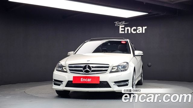 Mercedes-Benz C-Class (W204) C200 CGI Avantgarde Style Package 2013 — фото 3