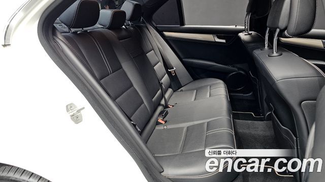 Mercedes-Benz C-Class (W204) C200 CGI Avantgarde Style Package 2013 — фото 12