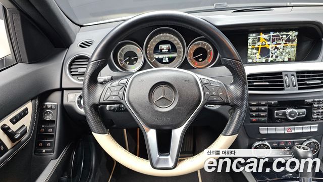 Mercedes-Benz C-Class (W204) C200 CGI Avantgarde Style Package 2013 — фото 13
