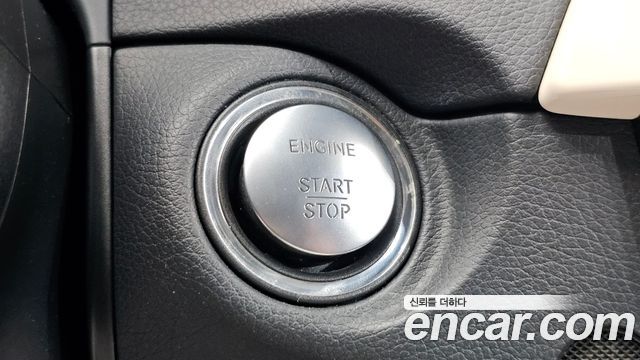 Mercedes-Benz C-Class (W204) C200 CGI Avantgarde Style Package 2013 — фото 19