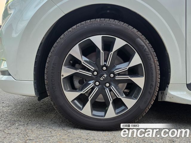 Kia Carnival (IV) Gasoline 9-Seater Hi-Limousine Signature 2021 — фото 5
