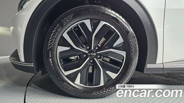 Kia EV6 Long Range Air 2022 — фото 5