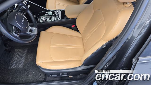 Kia K5 (III) 2.0 Trendy 2022 — фото 16