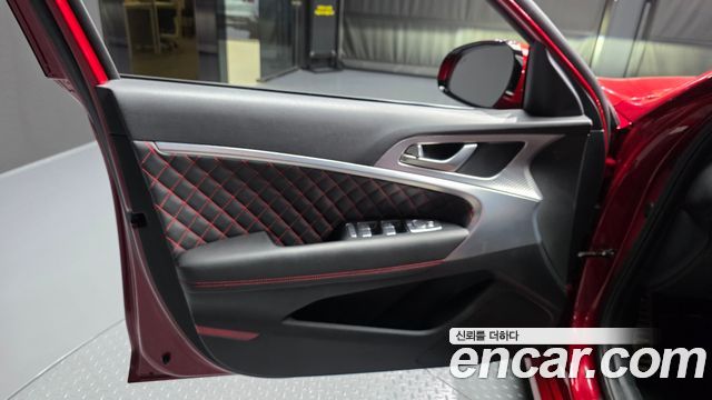 Genesis G70 Gasoline 2.0T 4WD 2022 — фото 24