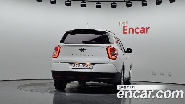 KG Mobility (SsangYong) Tivoli Air Diesel IX 2WD 2016 — фото 4