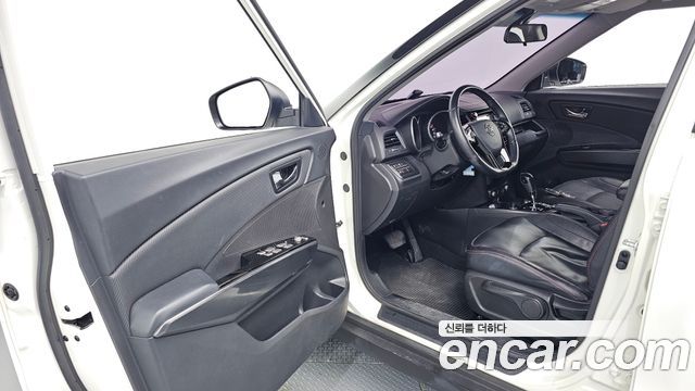 KG Mobility (SsangYong) Tivoli Air Diesel IX 2WD 2016 — фото 10