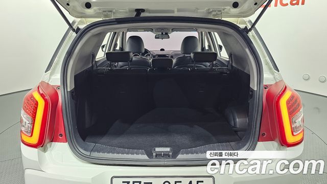 KG Mobility (SsangYong) Tivoli Air Diesel IX 2WD 2016 — фото 19