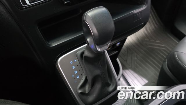 Hyundai Staria Cargo 5-Seater Modern 2025 — фото 9
