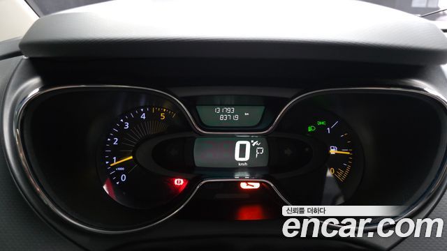 Renault Korea QM3 RE 2015 — фото 8