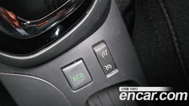 Renault Korea QM3 RE 2015 — фото 17