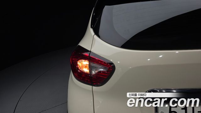 Renault Korea QM3 RE 2015 — фото 23