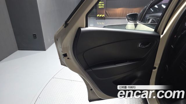Renault Korea QM3 RE 2015 — фото 25