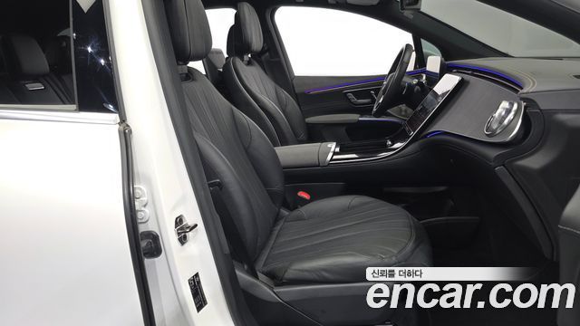 Mercedes-Benz EQS SUV (X296) EQS450 4MATIC Launch Edition 2023 — фото 11
