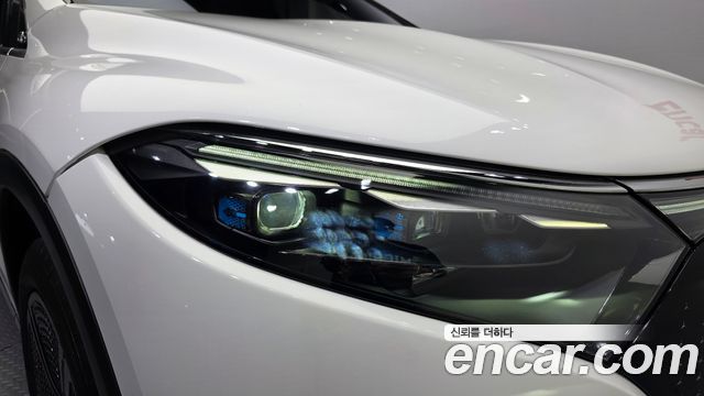 Mercedes-Benz EQS SUV (X296) EQS450 4MATIC Launch Edition 2023 — фото 22
