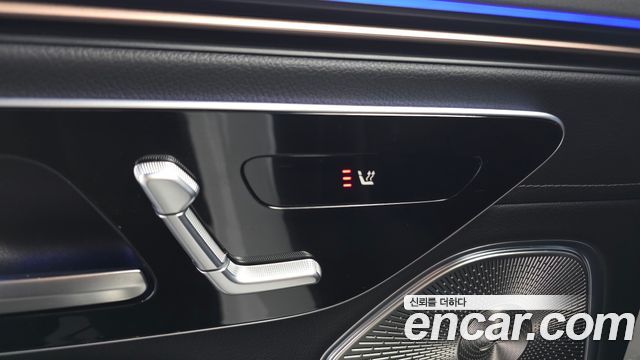 Mercedes-Benz EQS SUV (X296) EQS450 4MATIC Launch Edition 2023 — фото 37