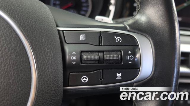 Kia K5 (III) 2.0 Trendy 2023 — фото 27