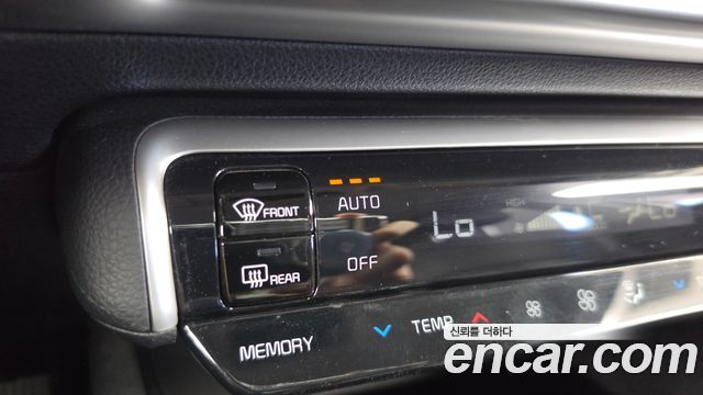 Kia K5 (III) 2.0 Trendy 2023 — фото 34