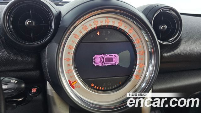 MINI Cooper D Countryman Standard 1st 2013 — фото 18