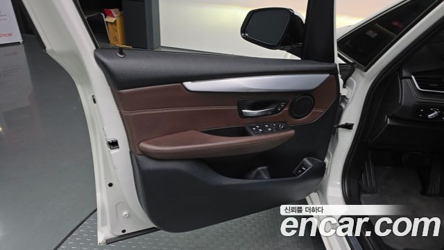 BMW 2 Series Active Tourer (F45) Sports Final Edition 2021 — фото 24