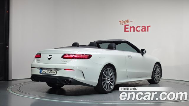 Mercedes-Benz E-Class (W213) E450 4MATIC Cabriolet 2021 — фото 2