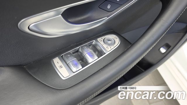 Mercedes-Benz E-Class (W213) E450 4MATIC Cabriolet 2021 — фото 27