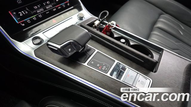 Audi A6 (C8) 50 TDI Quattro Premium 2021 — фото 9