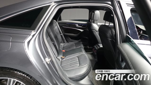 Audi A6 (C8) 50 TDI Quattro Premium 2021 — фото 16