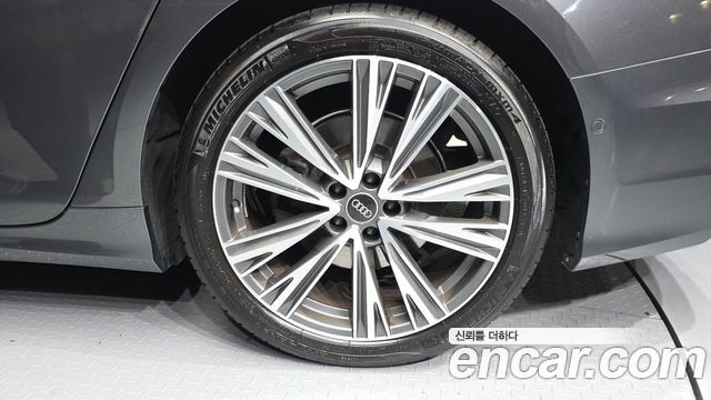 Audi A6 (C8) 50 TDI Quattro Premium 2021 — фото 27
