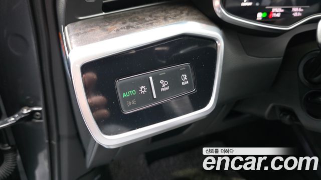 Audi A6 (C8) 50 TDI Quattro Premium 2021 — фото 37