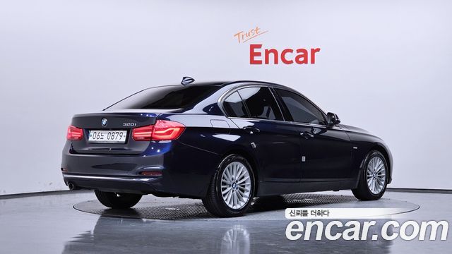 BMW 3 Series (F30) 320i Luxury 2016 — фото 2