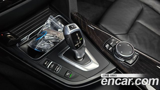 BMW 3 Series (F30) 320i Luxury 2016 — фото 9