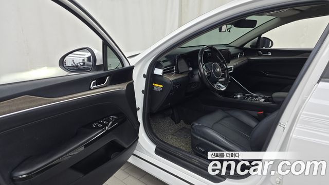 Kia K5 (III) 2.0 Noblesse 2020 — фото 10
