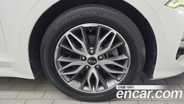 Kia K5 (III) 2.0 Noblesse 2020 — фото 21