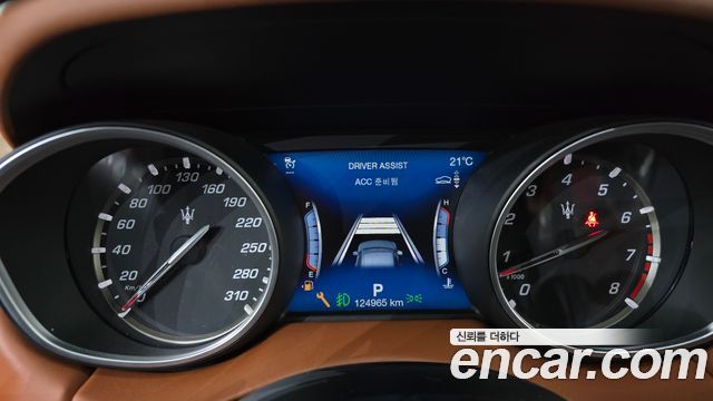 Maserati Levante 3.0 AWD GranLusso 2018 — фото 8