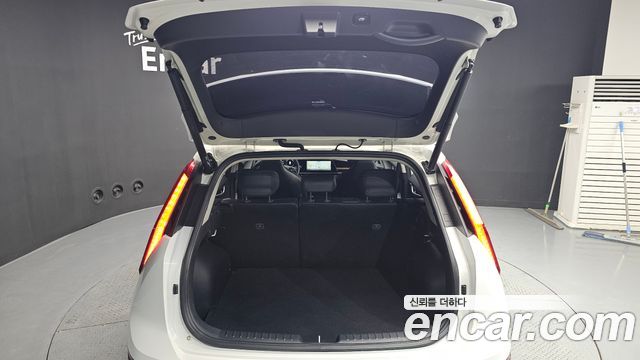 Kia Niro Signature 2022 — фото 20