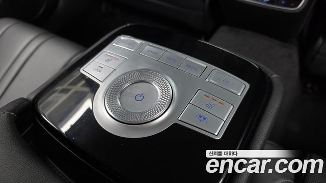 Genesis G80 (RG3) Gasoline 2.5 Turbo AWD 2021 — фото 19
